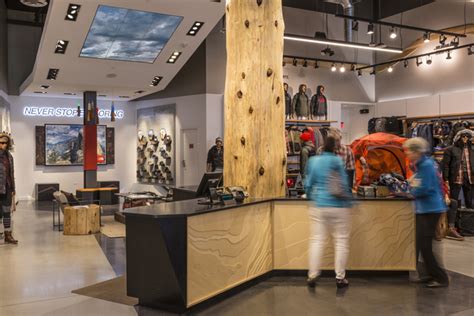 north face stores in california.